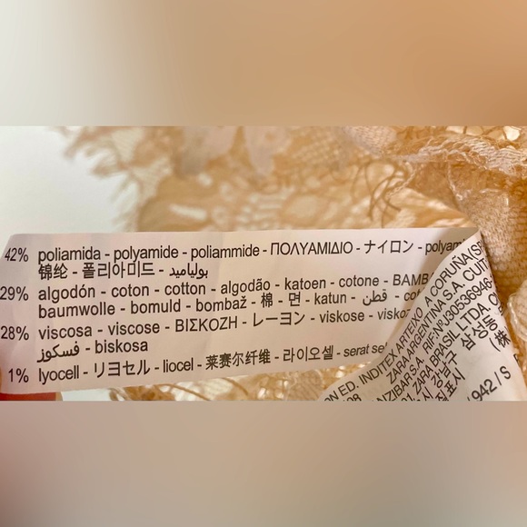 NWOT Lace beige top size S - Picture 5 of 5